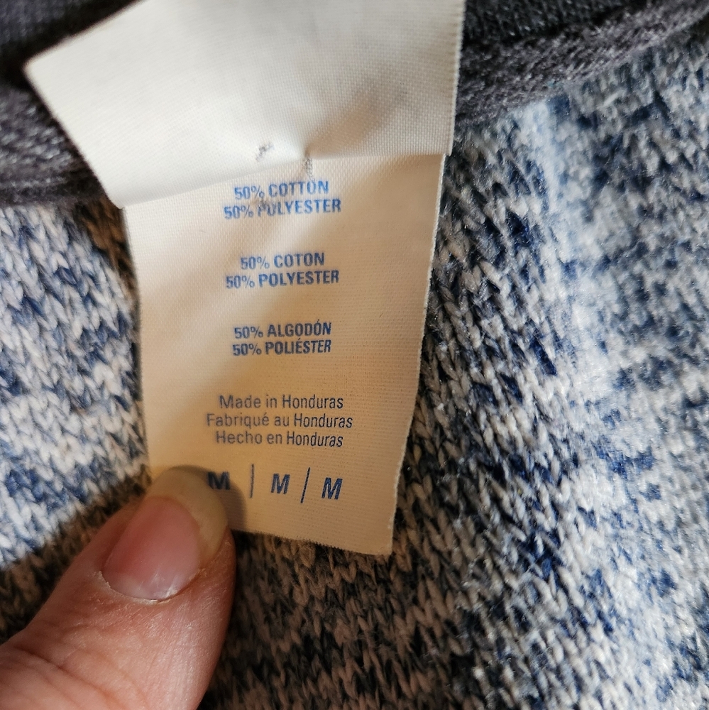 Dolly Parton Sweatshirt - Picture 4 of 5